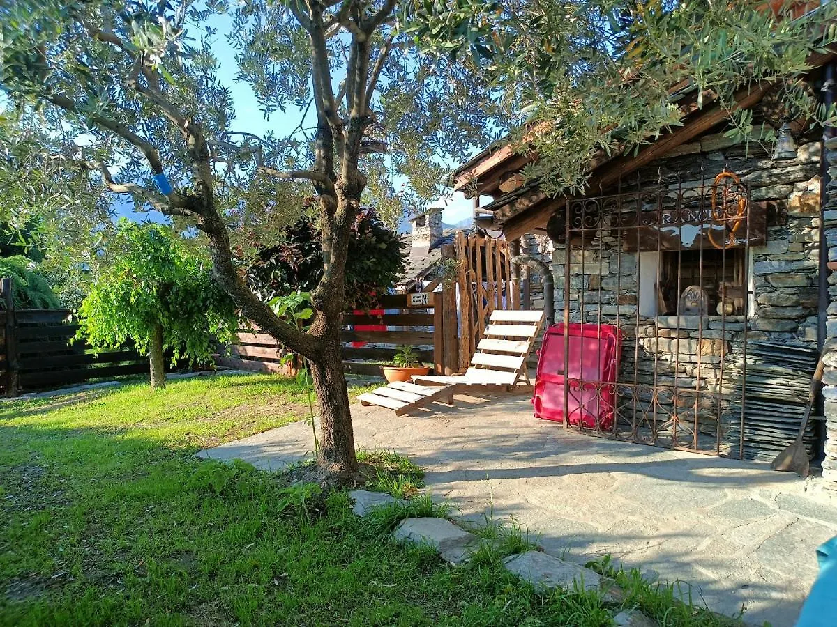 Rosina House E Chalet Colico 0*,  Italia