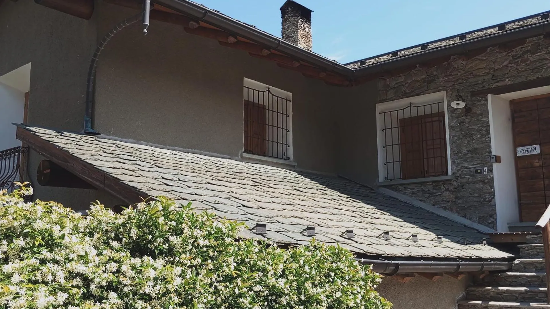 Rosina House E Chalet Colico Italy