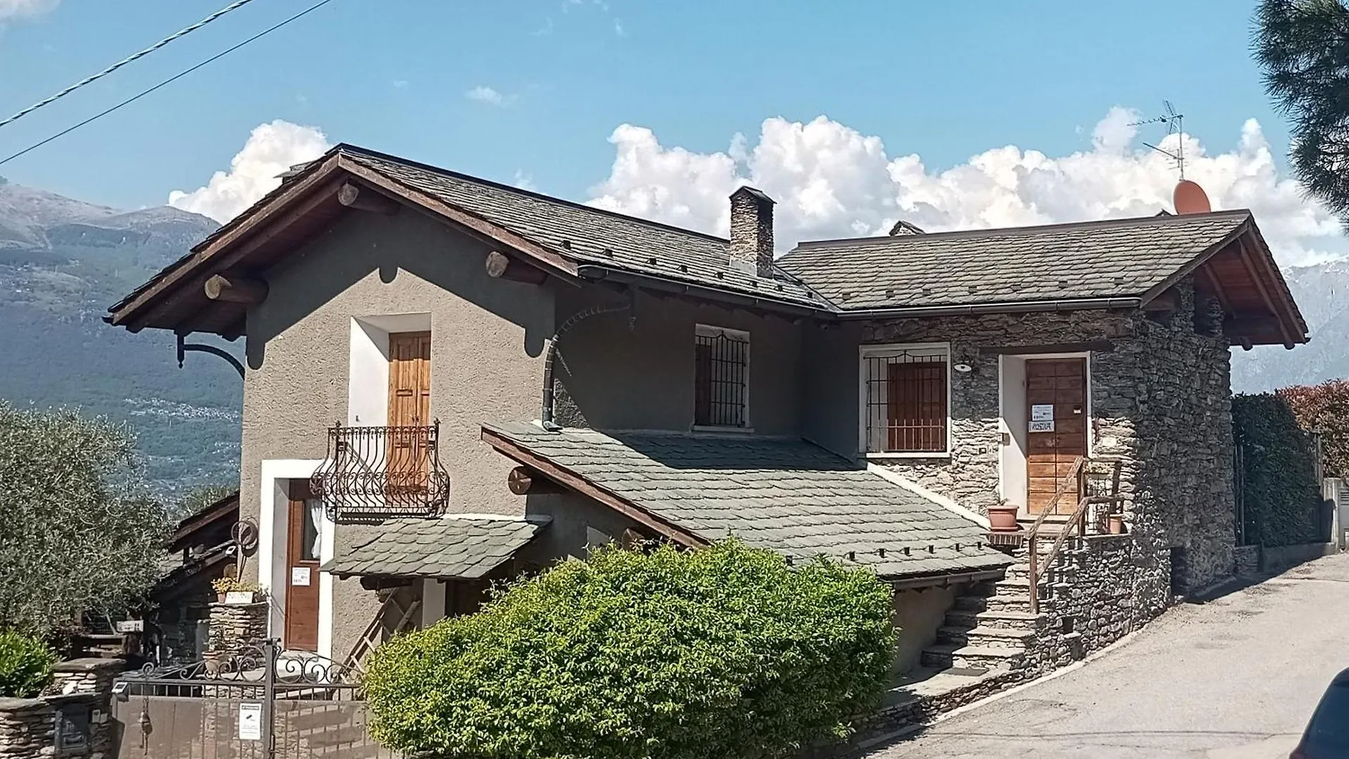Rosina House E Chalet location